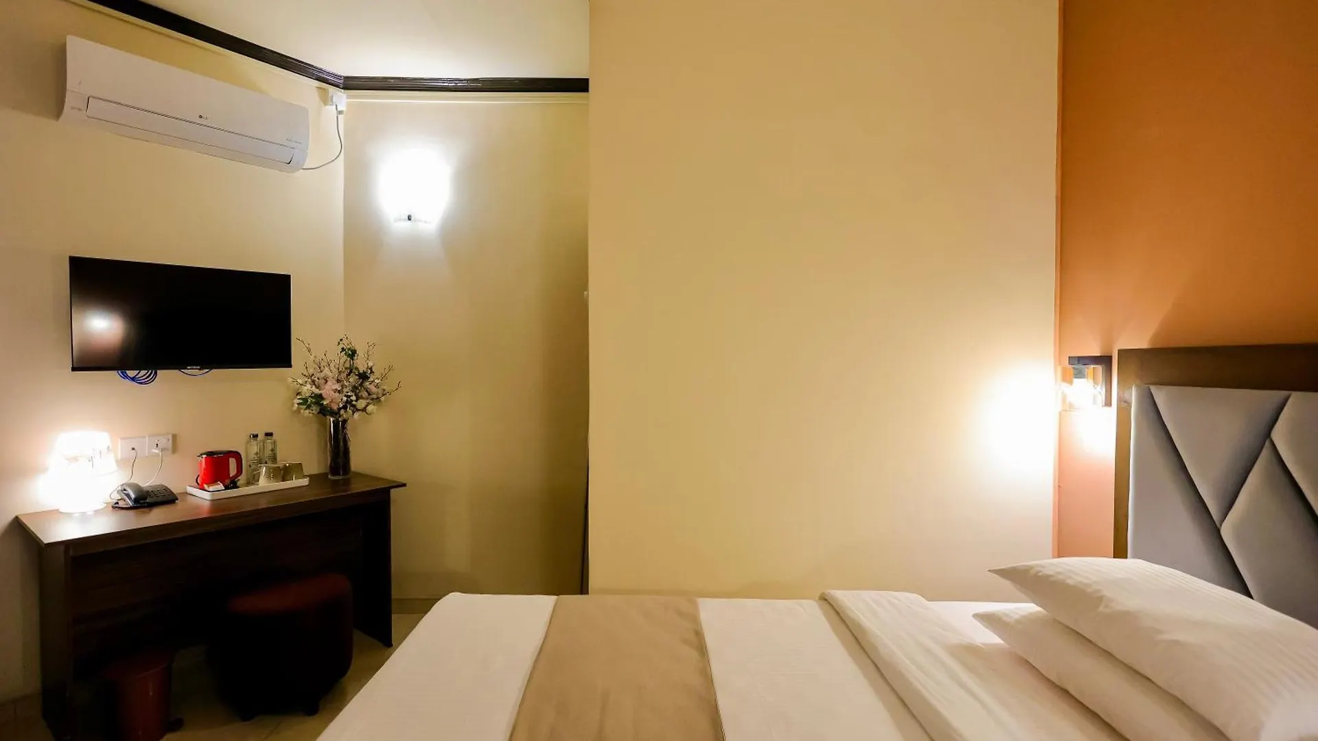 *** Guest house Limeshine Residence - Airport Transit Residence Katunayake Sri Lanka