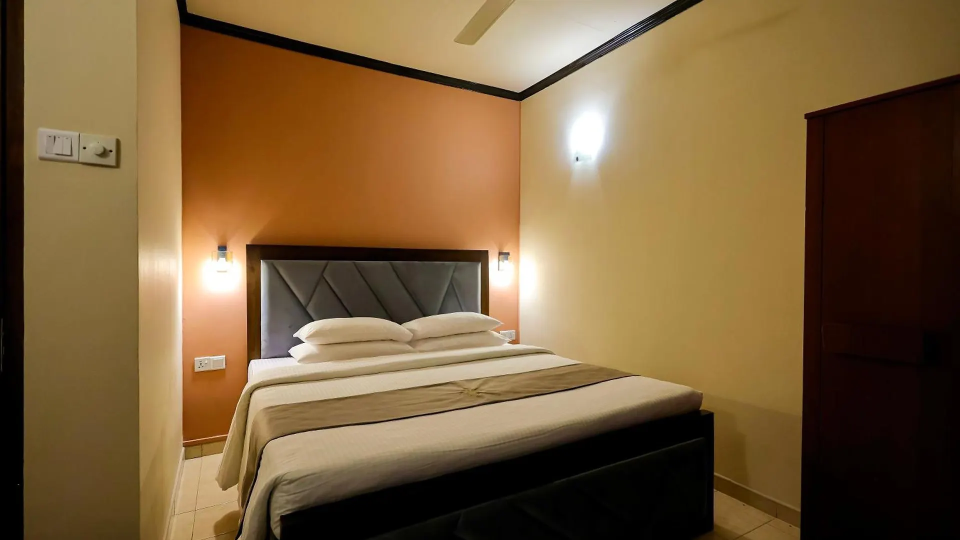 *** Guest house Limeshine Residence - Airport Transit Residence Katunayake Sri Lanka