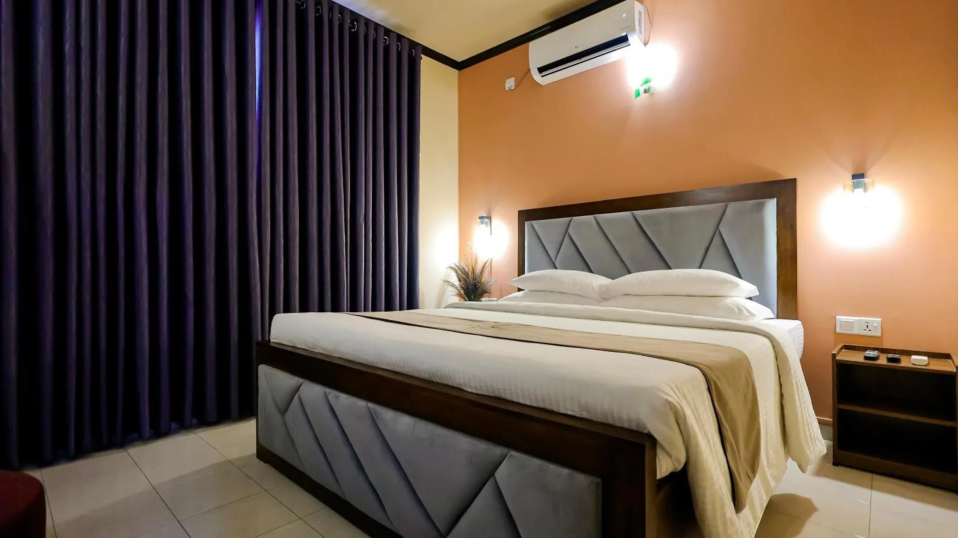Limeshine Residence - Airport Transit Residence Katunayake