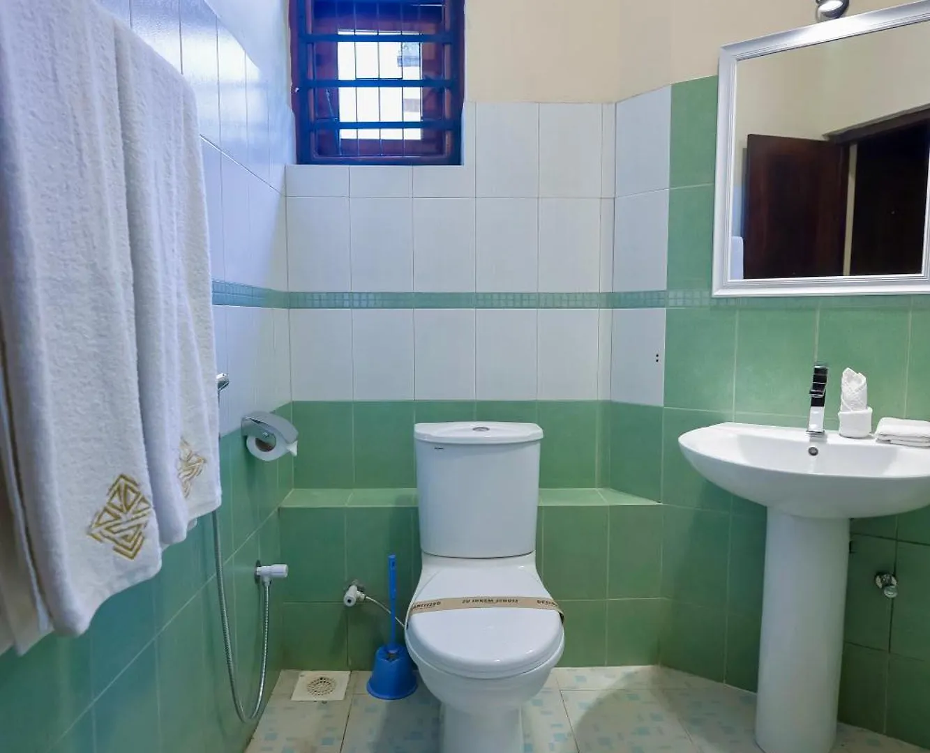 Limeshine Residence - Airport Transit Residence Katunayake Guest house