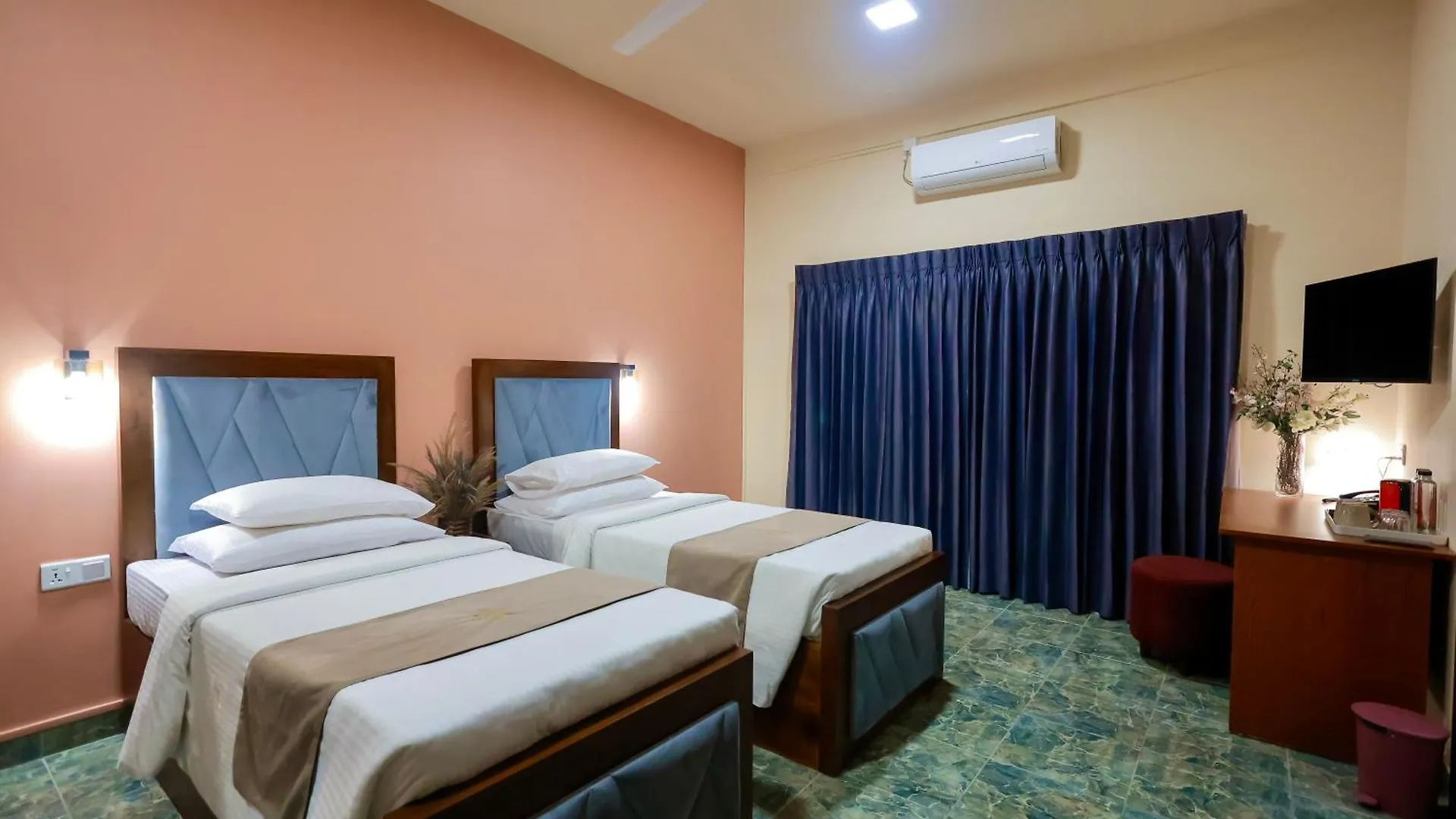Limeshine Residence - Airport Transit Residence Katunayake 3*,