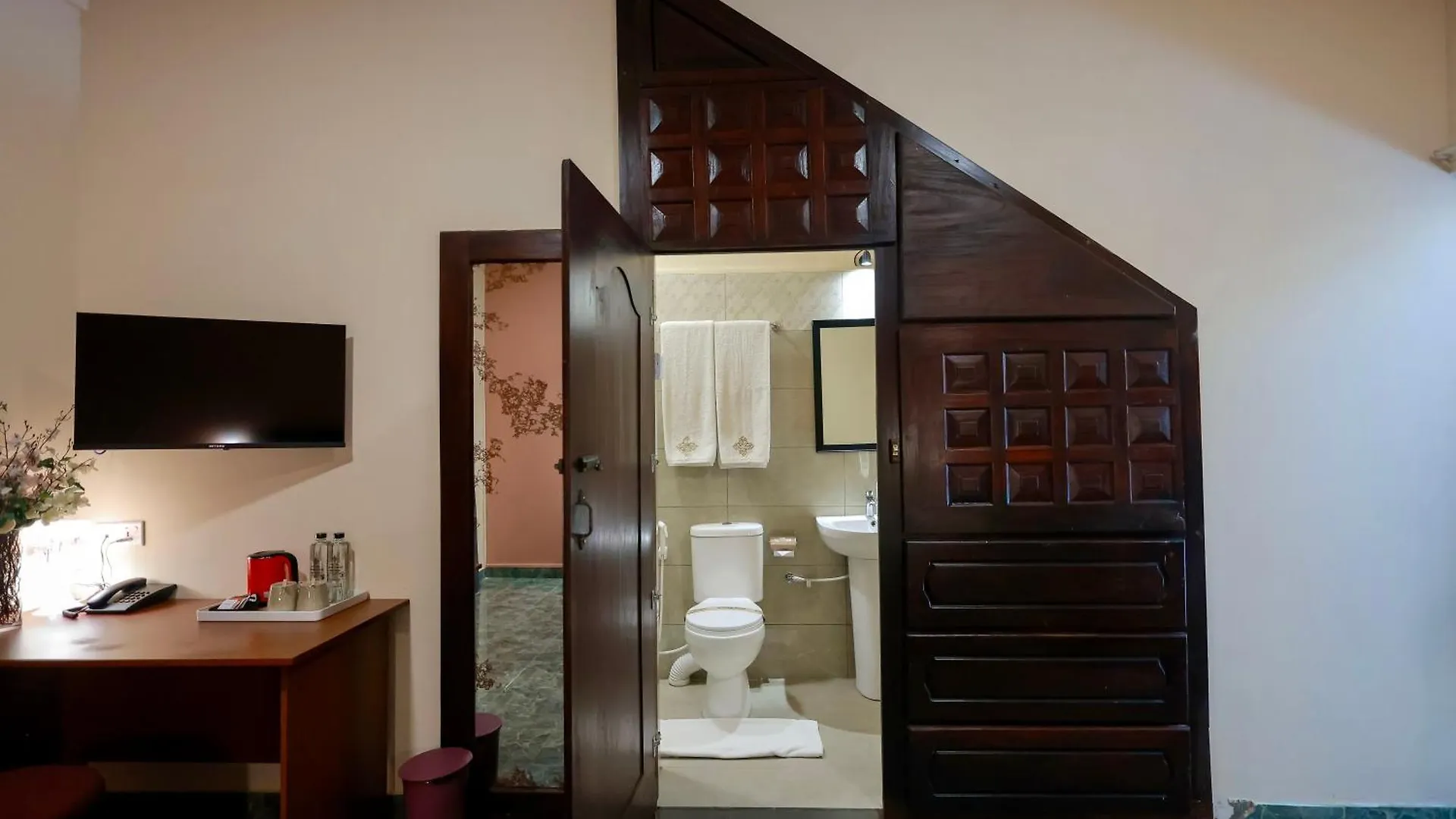 *** Guest house Limeshine Residence - Airport Transit Residence Katunayake Sri Lanka