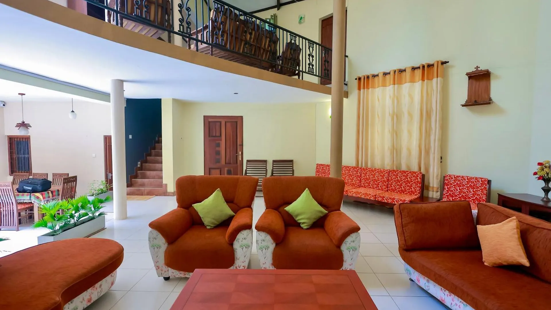 Limeshine Residence - Airport Transit Residence Katunayake 3*,