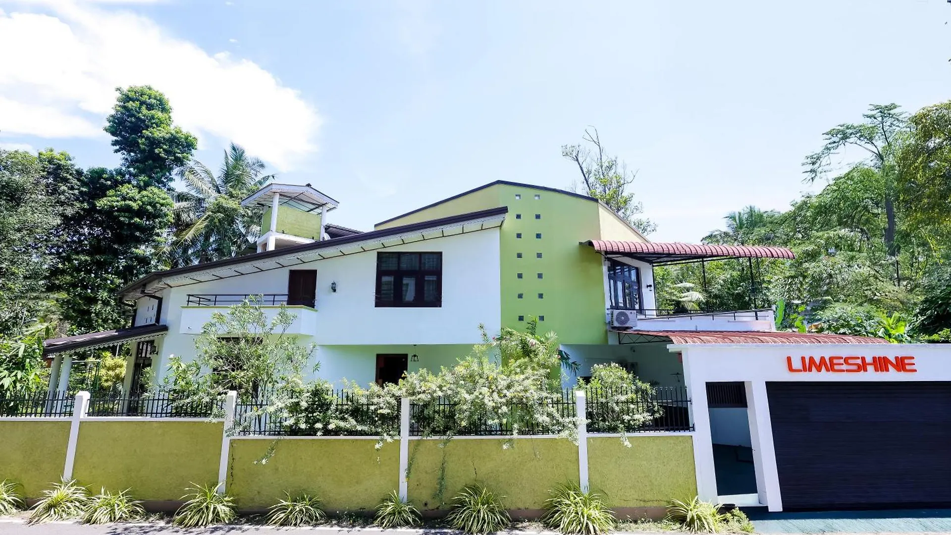 Limeshine Residence - Airport Transit Residence Katunayaka Sri Lanka